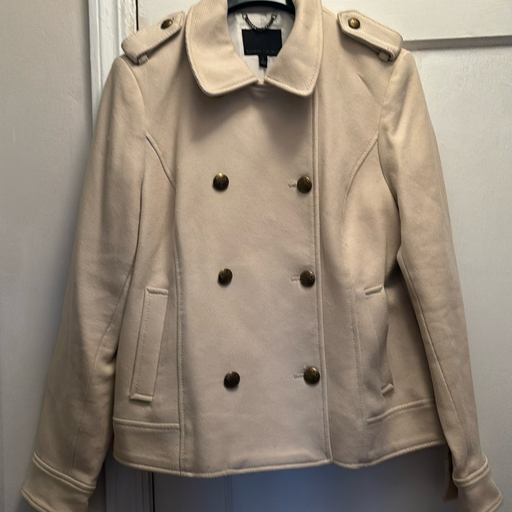 Banana Republic gently worn Off White Jacket size Large